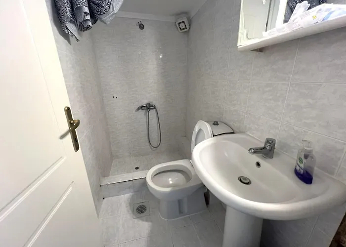 Elia House Case de vacanță